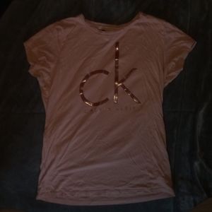 Light pink Calvin Klein short sleeve tee